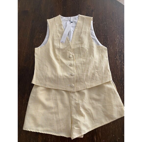 Yellow & White Striped Linen Vest & Shorts Set - Womens medium - Button Front - Picture 2 of 7